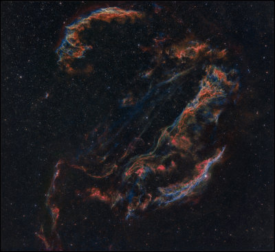 The full Veil nebula in Hubble color mapping
