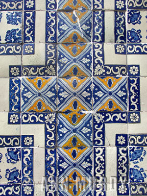 Detail of tiles at Sanborn's House of Tiles