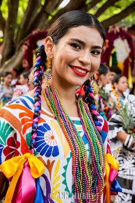 Flor de Pia dancer