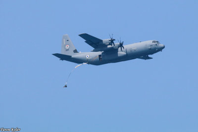 Parachute Show