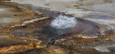 170711-7_BlackSand_geyser_5490m.jpg