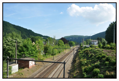 Le chemin de fer (Lustin) + Carte postale ancienne 