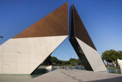 Lisbonne - Monumento Combatentes Ultramar