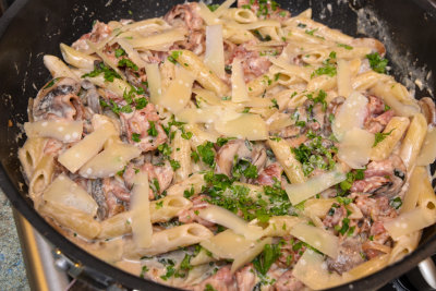 Penne with Pancetta & Mushrooms