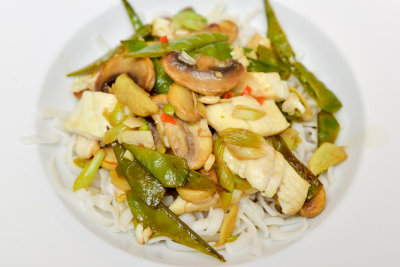 Stir-Fried Plaice with Rice Noodles