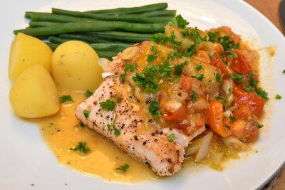 Salmon with Tomato Salsa