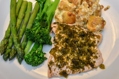 Salmon with Laverbread and New Potatoes in Cream