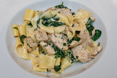 Tarragon Chicken with Spinach and Pappardelle