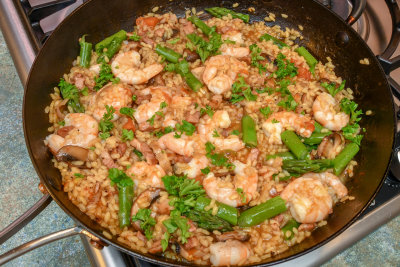 A Sort of Paella with Prawns and Asparagus