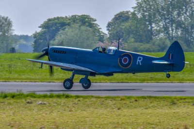 Spitfire PL965
