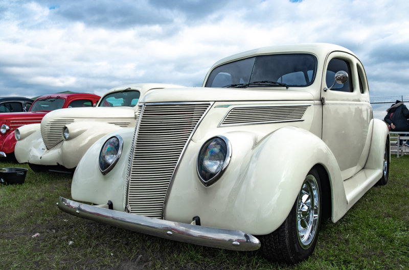 37 Ford
