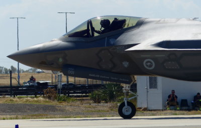 F35