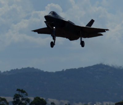 F35