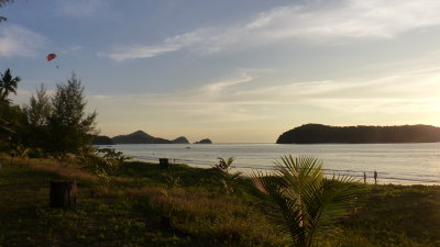 Frangipani Resort, Pantai Tengah