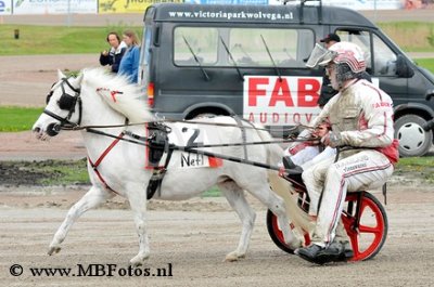 _MBF1834.jpg