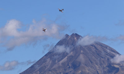 P47 & Zero dogfighting over the mountain, 0T8A8128.jpg