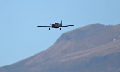 Justin's P-51B against Hurphries Castle, 0T8A2252.jpg