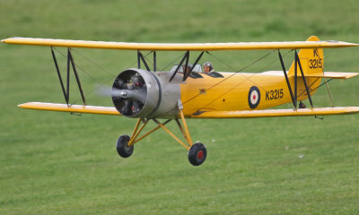 Steve's Avro Tutor on a touch & go, 0T8A4566.jpg