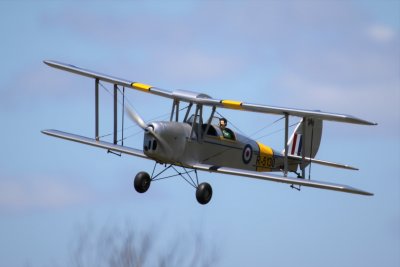 Grant Findlay flying the Tiger Moth, 0T8A7286.jpg