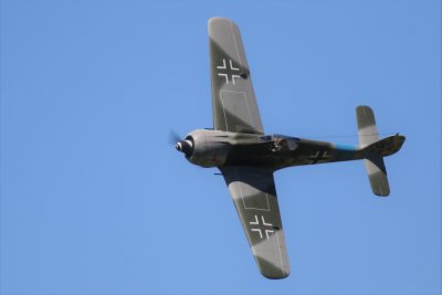 James Farrow flying their FW-190, 0T8A7176.jpg