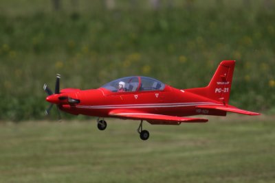 Alastair's PC-21, TWO greens, 0T8A9247.jpg
