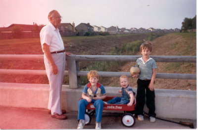 Pops-Matthew-Andy-Bobby_Creech_Red-Wagon_Med-Rez.jpg