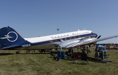 Legend Airways DC-3