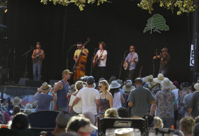 The Brothers Comatose follow at main stage