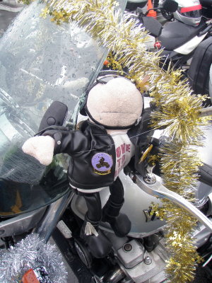 181124 Ulysses Nelson Toy Run 04.jpg