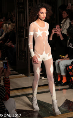PAMHOGG_SS18_W10.jpg
