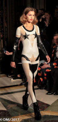 PAMHOGG_SS18_W12.jpg