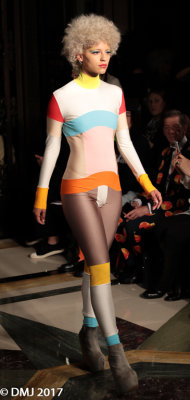 PAMHOGG_SS18_W16.jpg