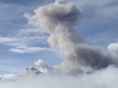 Nevado del Ruiz volcano_0516.JPG