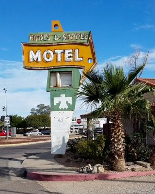 Boots and Saddle Motel
