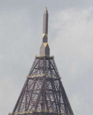 100centerfocuslowerleft-1950.jpg