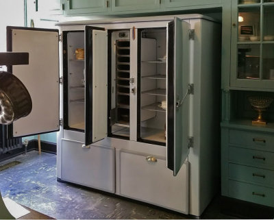 BIG refrigerator!
