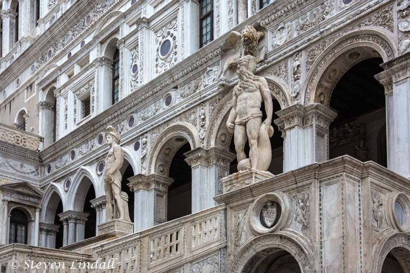 The Giants - Doges Palace