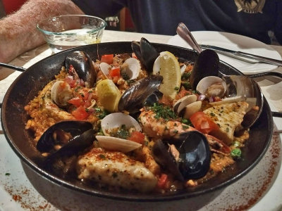 PaellaSeabeanTapasPortDouglasr.jpg