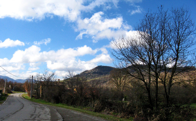 On the Road to Vigoleno9278