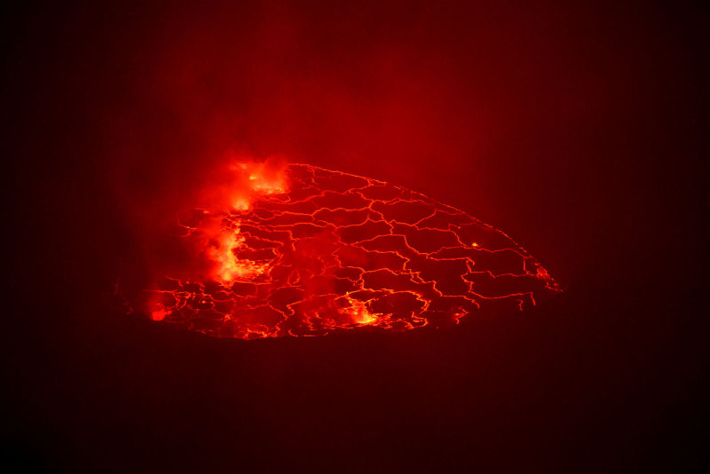 Lava fountains along a fissure crossing nearly the entire lava lake