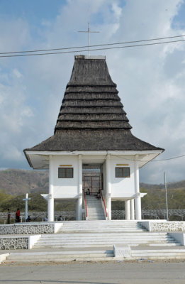 Papal altar of Tasi Tolu