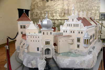 Model of the old castle of Grodno, displayed at Mir Castle