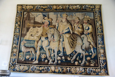 Tapestry of a Herald trumpeting the arrival of a medieval king