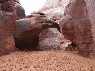 Sand Dune Arch