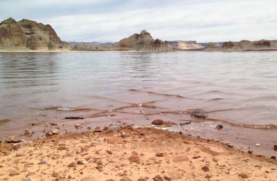 Wave interference on Lake Powell... 20170407_9567