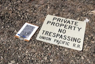No Trespassing... 20090513_6771