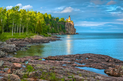 * 43.41 -  Split Rock Lighthouse: Summer Evening