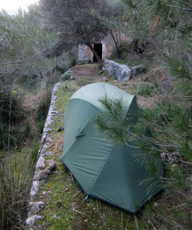 Feb 2017 Mallorca GR221 - Camp above Deia next to an old shepherd's hut