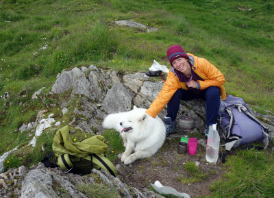 Martina meets the hut dog outside the Karl Edel Hutte