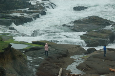 Ocean side at the Overleaf, Yachats Or March 2017
